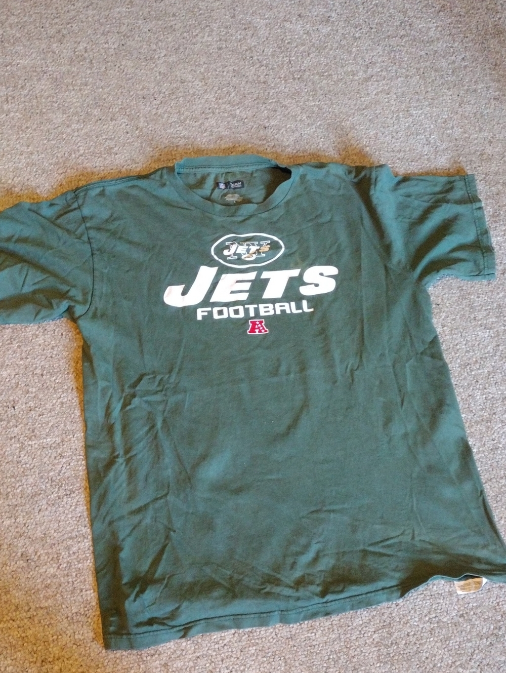 NFL Green New York Jets Football Logo Tee